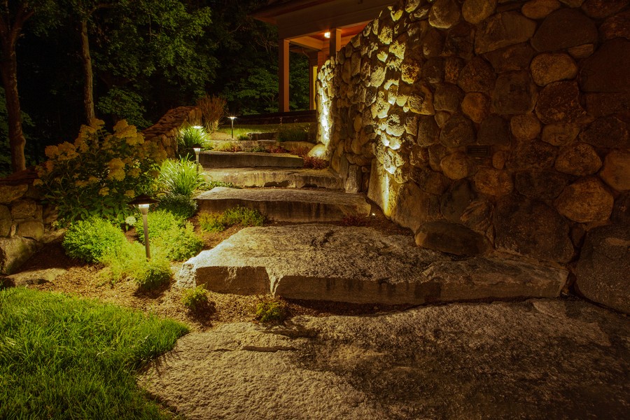 Coastal Source outdoor lighting system installed in the landscaping design of a home